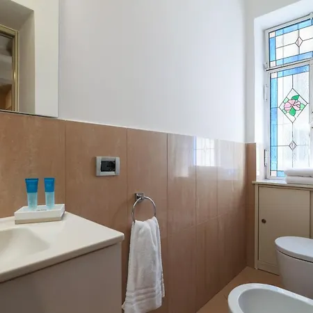 Daire Contempora - Ampio Monolocale Medici 7 Milano